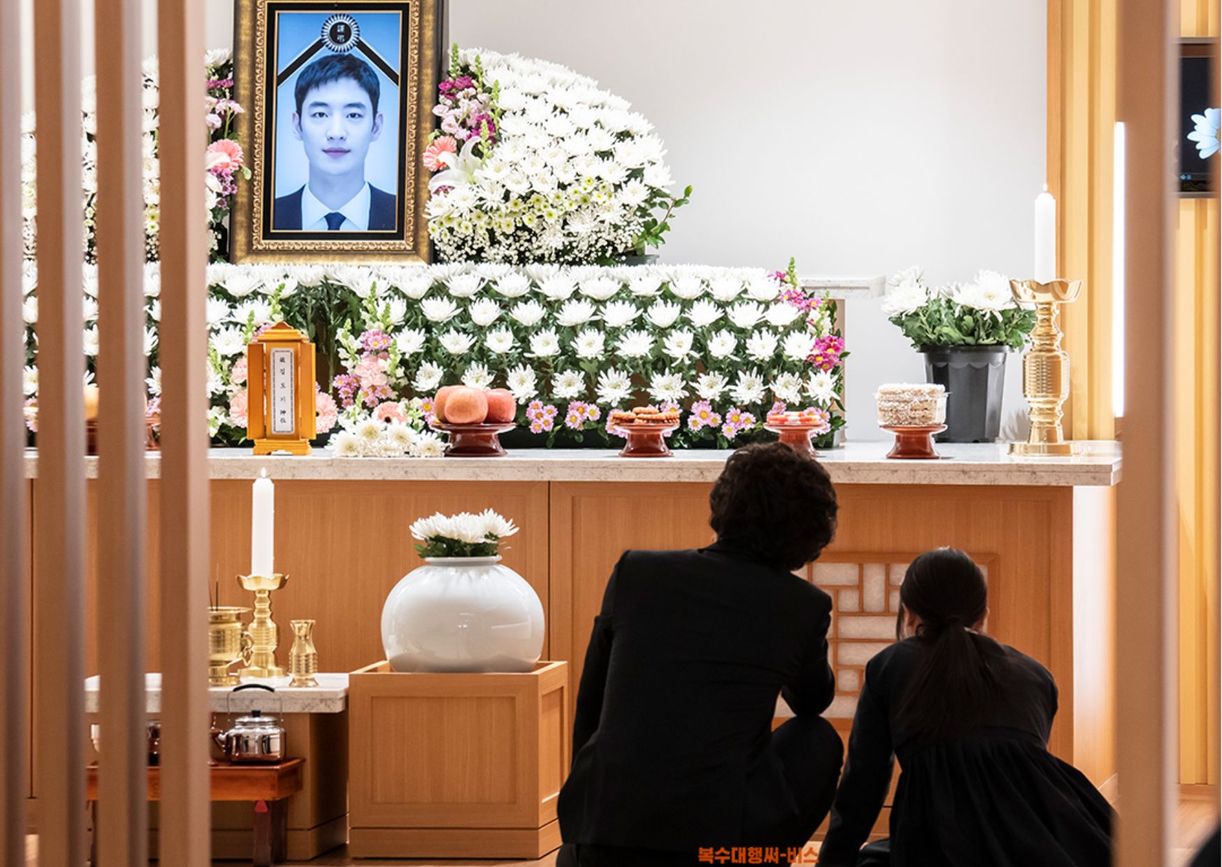 Taxi Driver 2 Membuat Pemirsa Menebak-nebak Pemakaman Lee Je Hoon